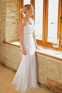 Discount Wedding Dresses Bristol 1063982 Image 0